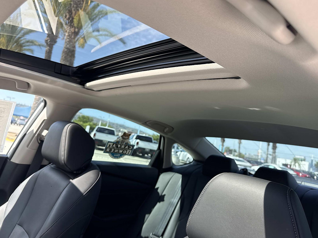 Certified 2023 Honda Accord Touring image 2