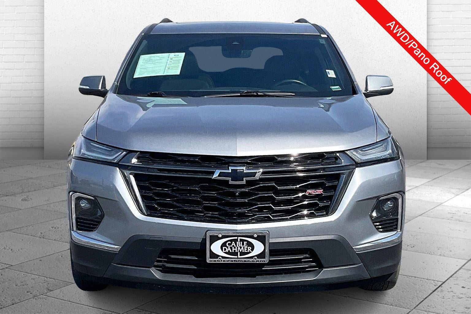 Used 2023 Chevrolet Traverse RS AWD/4WD image 2