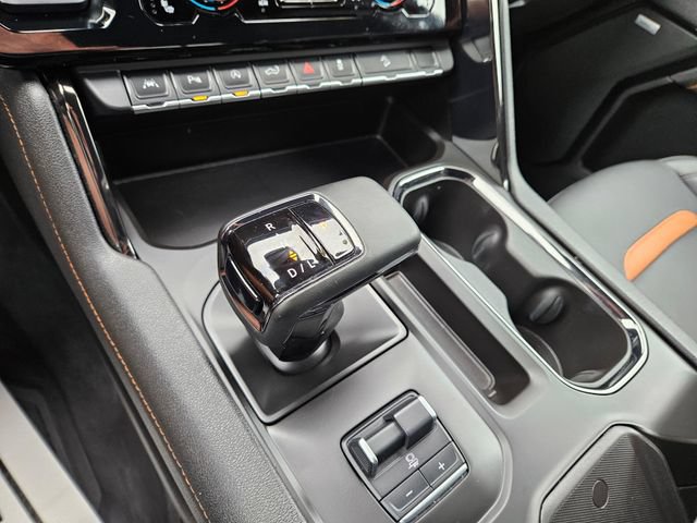 Used 2025 GMC Sierra 1500 AT4 w/ AT4 Premium Package AWD/4WD image 33