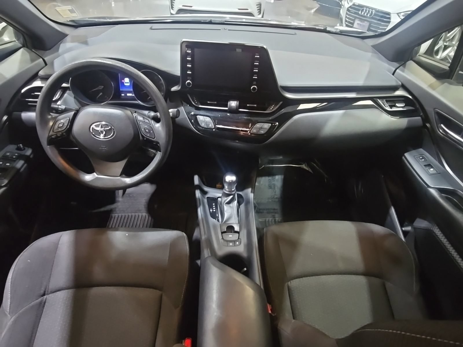 Used 2019 Toyota C-HR LE FWD image 34