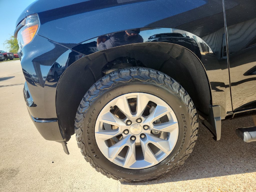 Used 2022 Chevrolet Silverado 1500 Custom AWD/4WD image 14