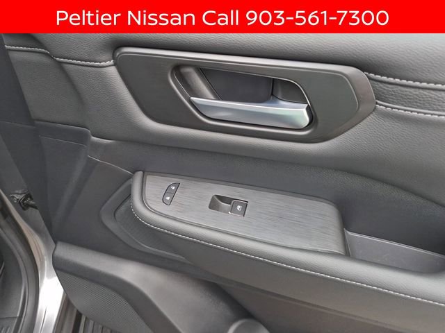 Certified 2025 Nissan Armada SV RWD image 14