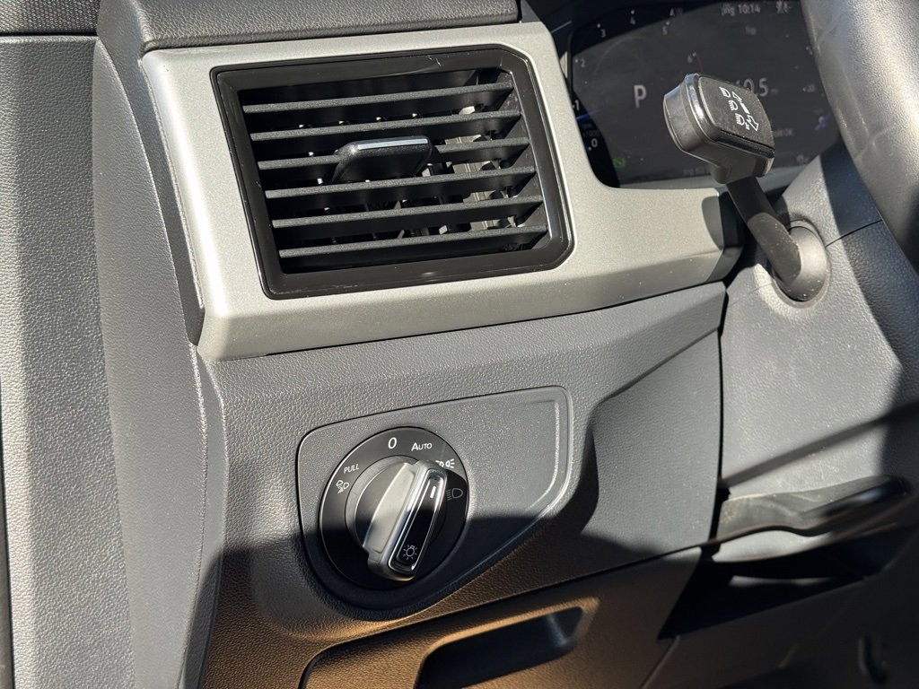 Used 2023 Volkswagen Atlas Cross Sport SE w/ Panoramic Sunroof Package image 26