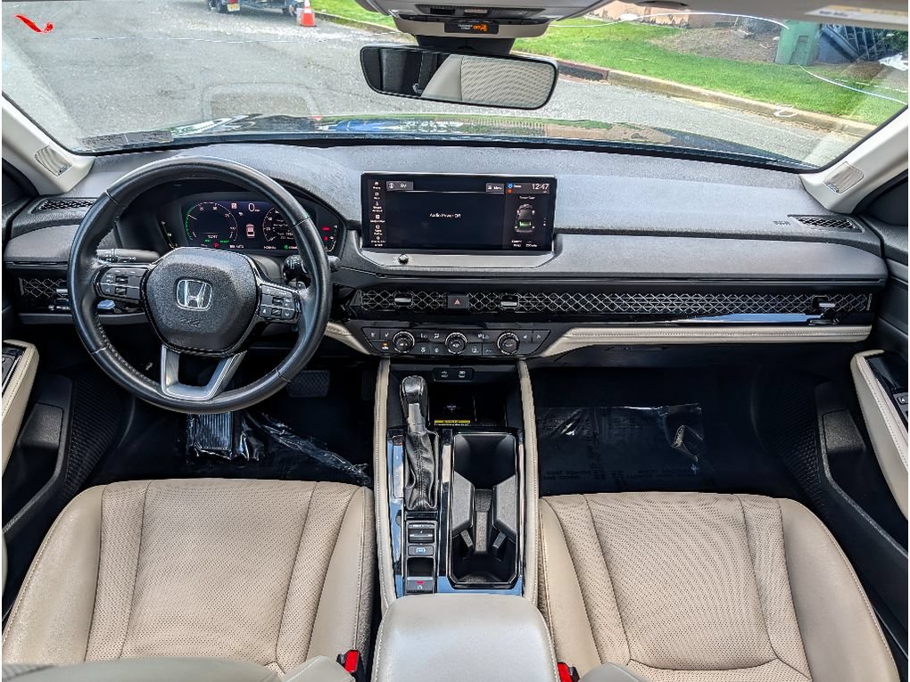 Used 2023 Honda Accord Touring image 30
