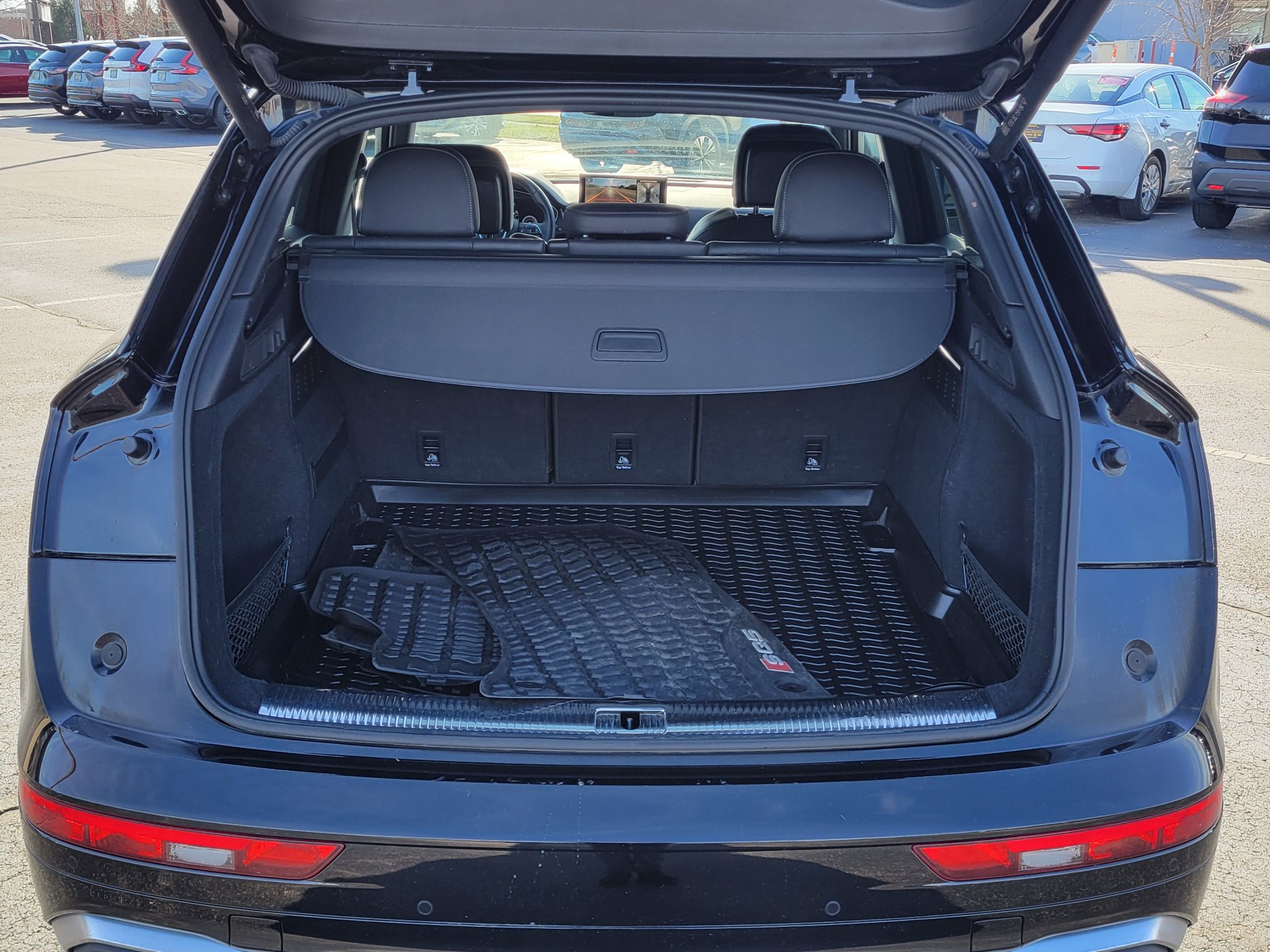 Used 2022 Audi SQ5 Premium Plus image 8