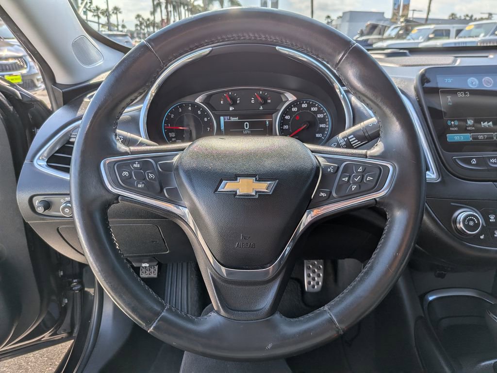 Used 2016 Chevrolet Malibu LT w/ Leather Package FWD image 16
