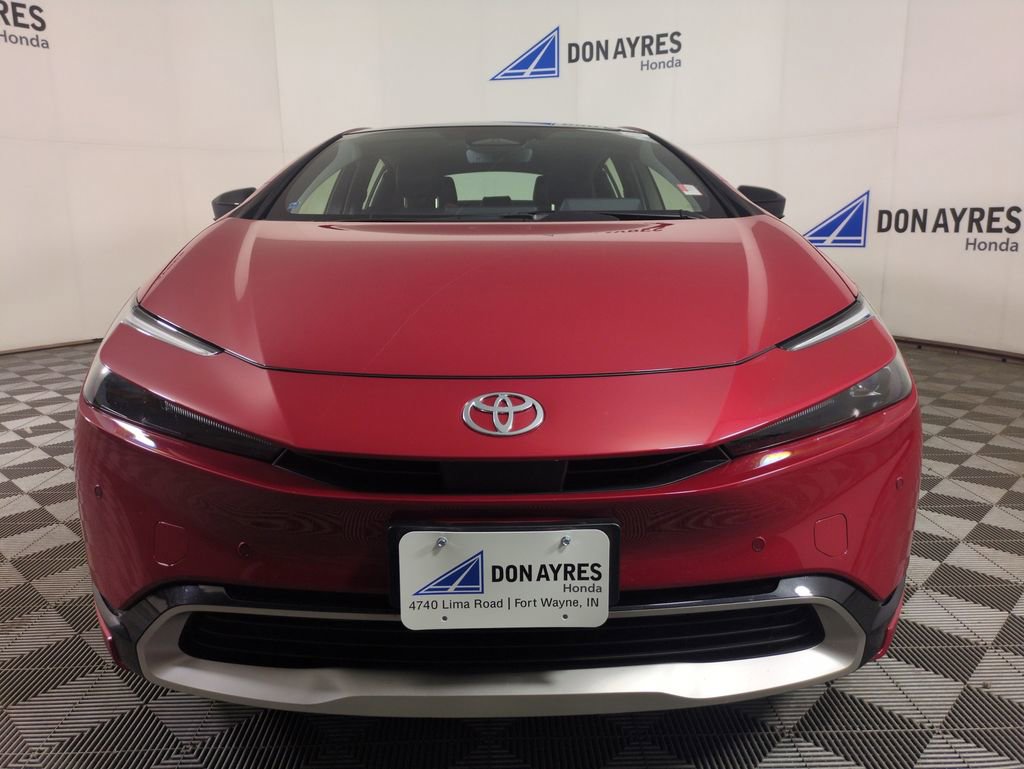 Used 2024 Toyota Prius Prime FWD image 11