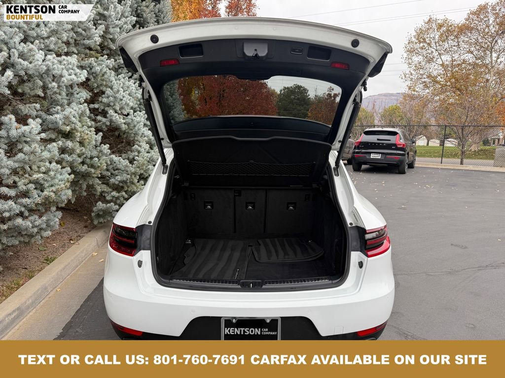 Used 2018 Porsche Macan Base image 36