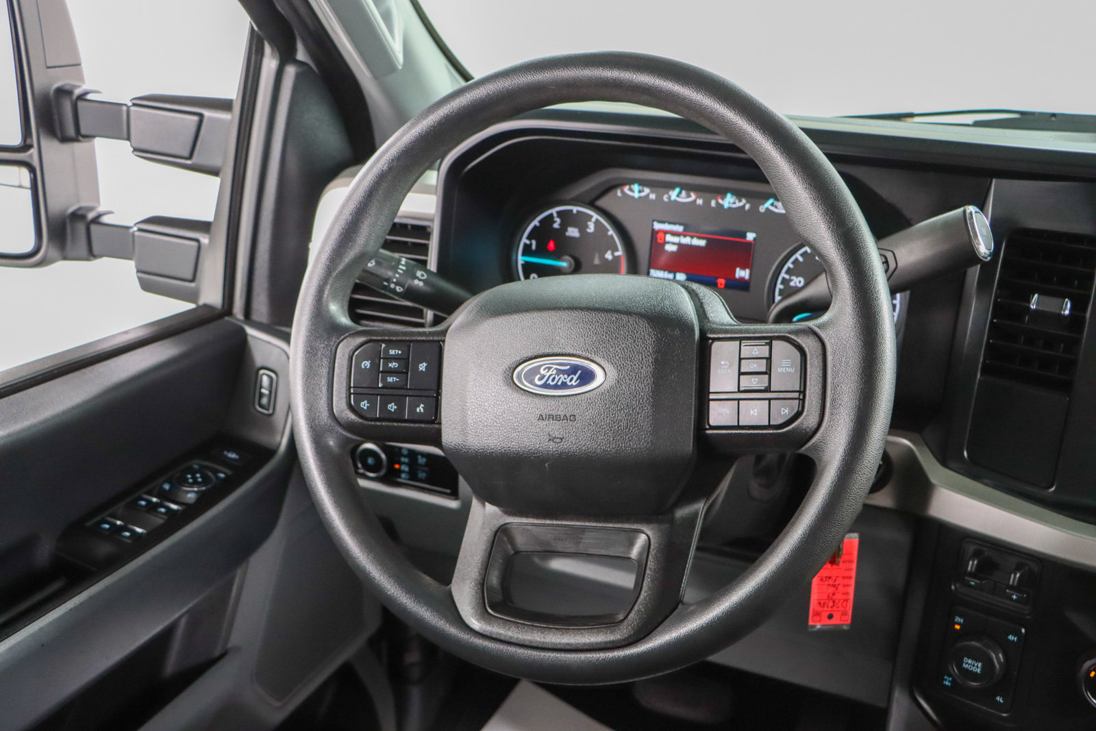 Used 2023 Ford F250 XLT w/ FX4 Off-Road Package AWD/4WD image 12