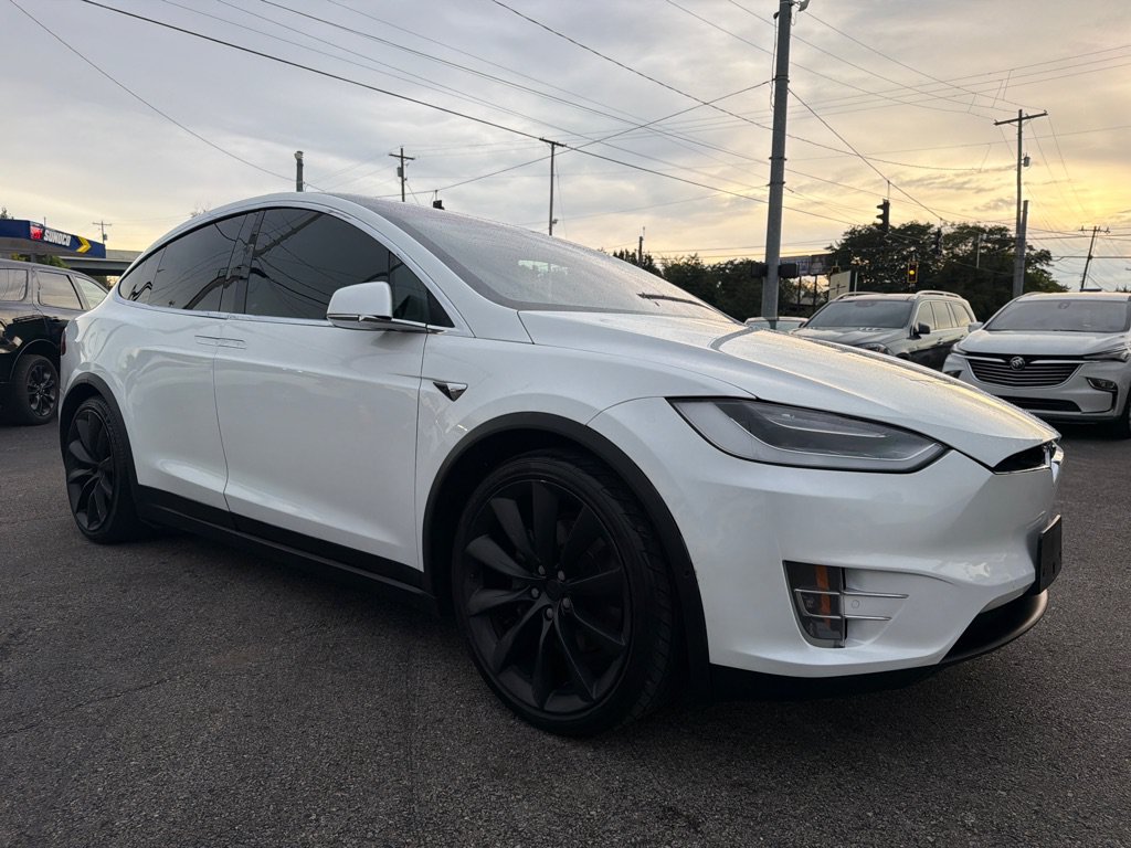 Used 2017 Tesla Model X 100D AWD/4WD image 25