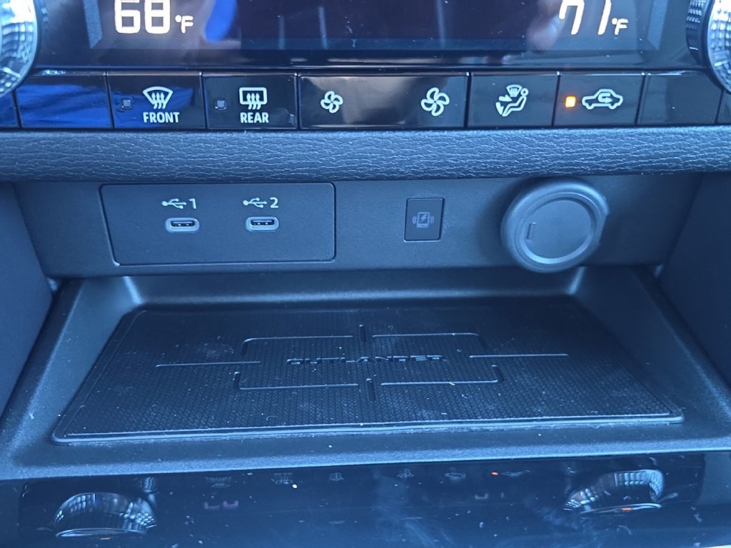 New 2026 Mitsubishi Outlander SE AWD/4WD image 31