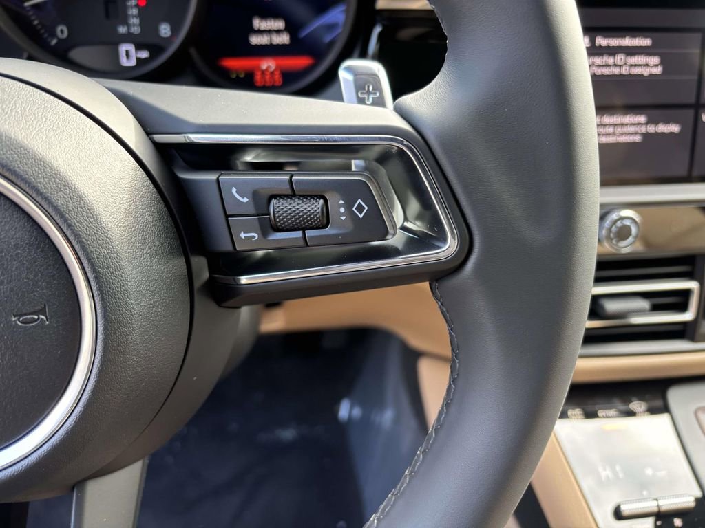 New 2026 Porsche Macan image 28