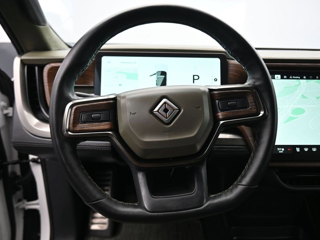 Used 2023 Rivian R1S Launch Edition image 14