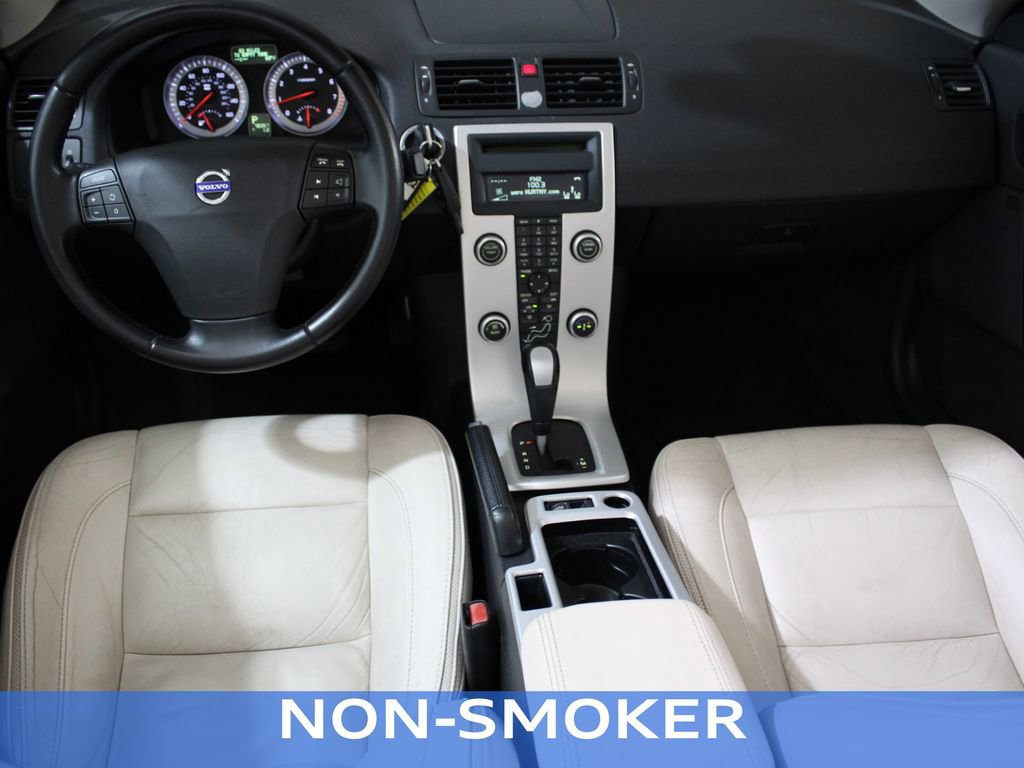 Used 2012 Volvo C70 T5 w/ Climate Pkg image 11