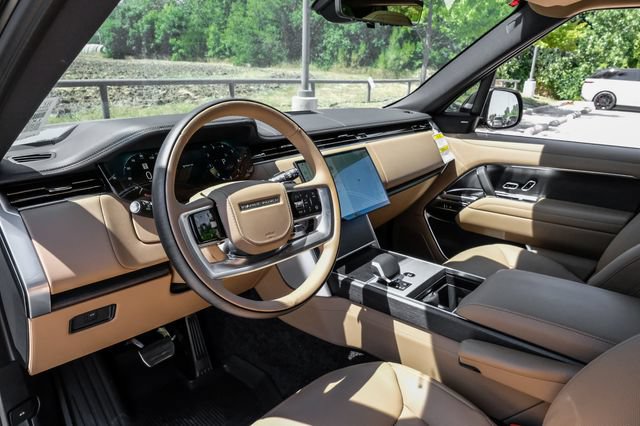 New 2026 Land Rover Range Rover SE AWD/4WD image 3