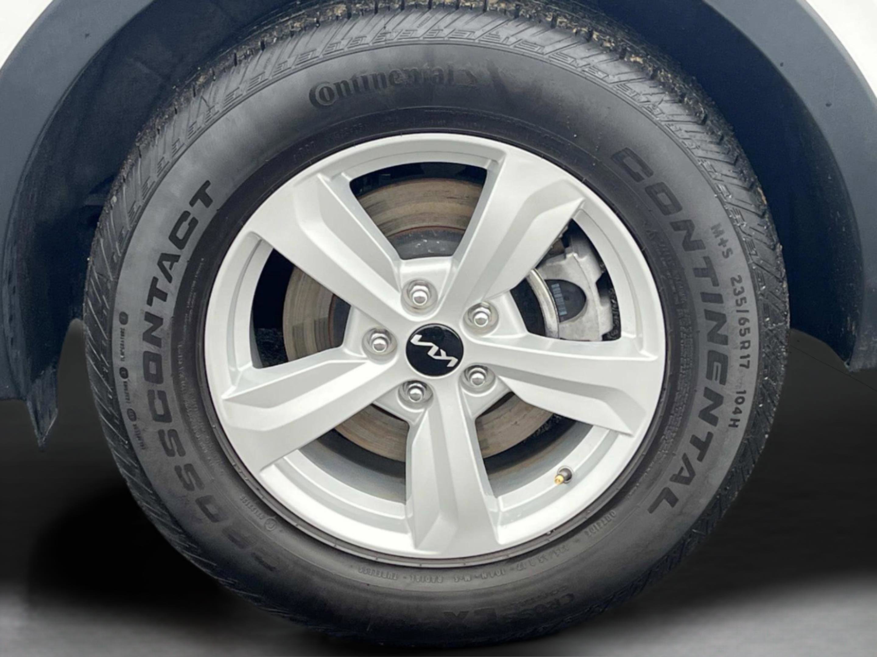 Used 2025 Kia Sorento LX FWD image 39