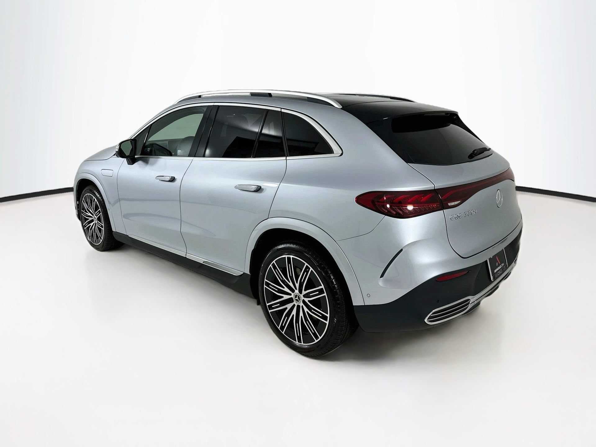 New 2027 Mercedes-Benz EQE 320+ SUV image 6