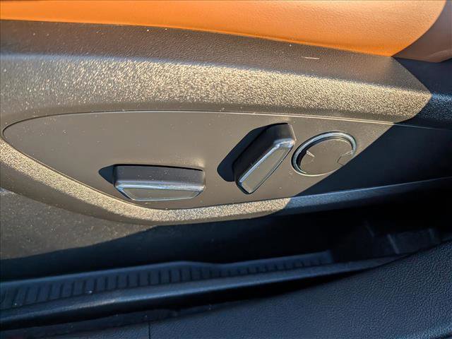 Used 2023 Lincoln Nautilus Reserve image 30