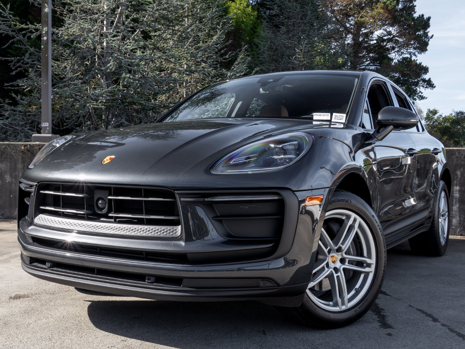 Certified 2023 Porsche Macan AWD/4WD image 7
