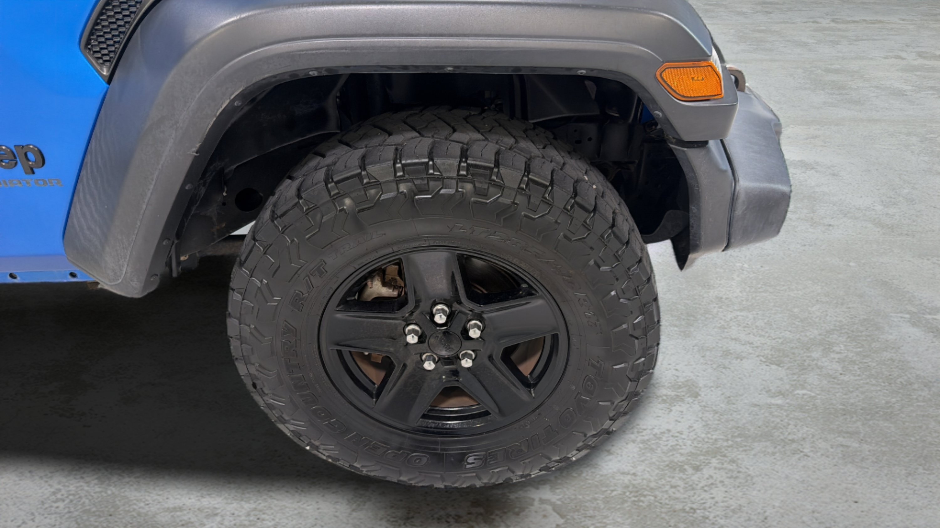 Used 2020 Jeep Gladiator Sport w/ Quick Order Package 24S AWD/4WD image 24