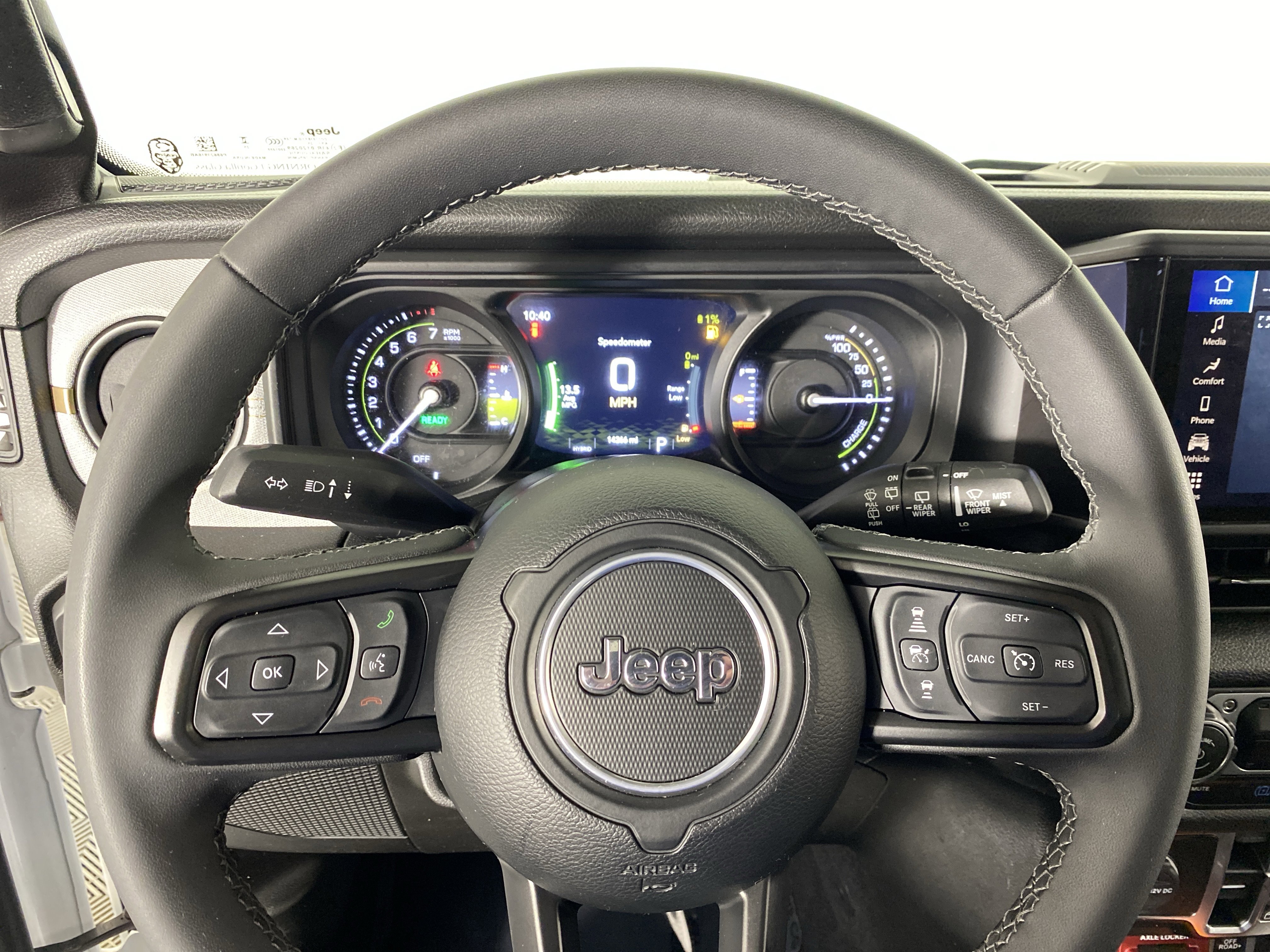 Used 2025 Jeep Wrangler Willys AWD/4WD image 20