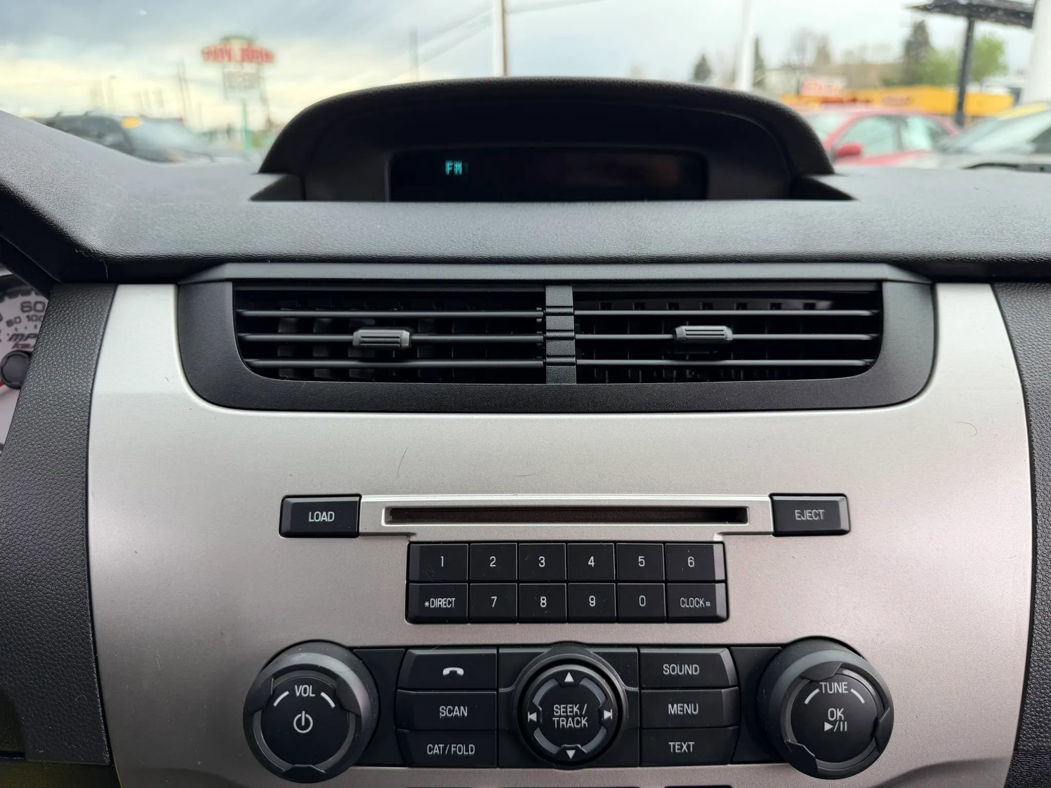 Used 2009 Ford Focus SE image 21