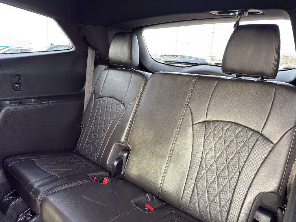 Used 2023 Buick Enclave Avenir w/ Avenir Technology Package image 36