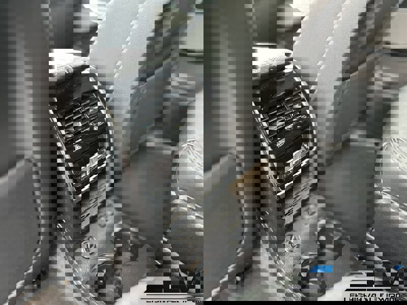 Used 2020 BMW X7 xDrive40i w/ M Sport Package image 24