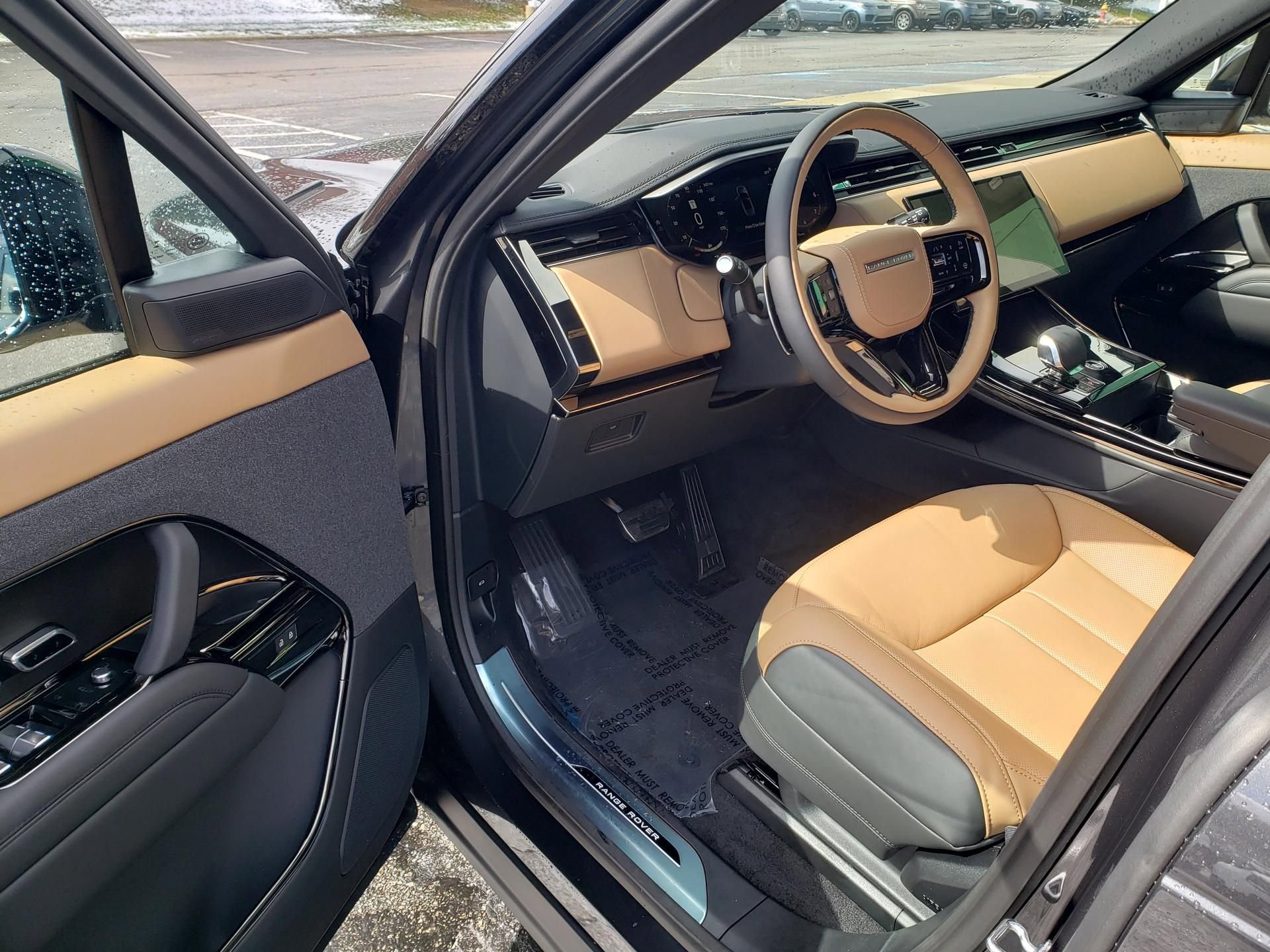 New 2026 Land Rover Range Rover Sport Dynamic SE image 9