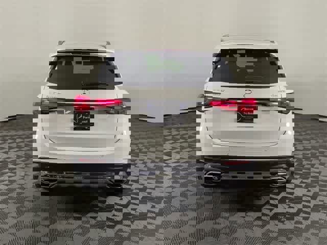 Certified 2026 Mercedes-Benz GLC 300 4MATIC image 4