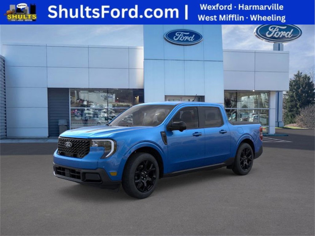 New 2025 Ford Maverick Lariat w/ Black Appearance Package