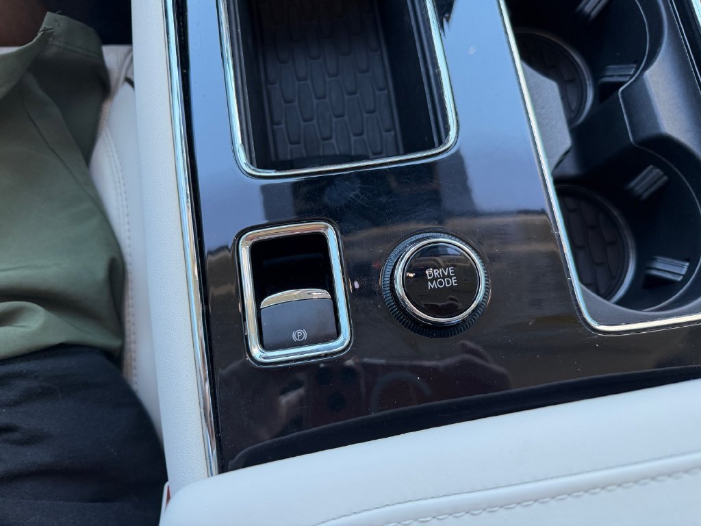 Certified 2023 Lincoln Aviator Black Label w/ Class IV Trailer Tow Package AWD/4WD image 29