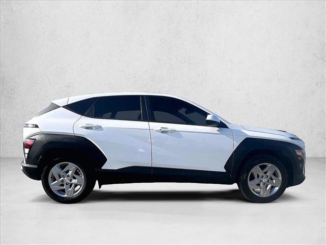Used 2024 Hyundai Kona SE FWD image 5