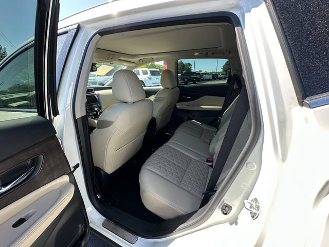 Used 2022 Nissan Murano Platinum w/ Cargo Package FWD image 18