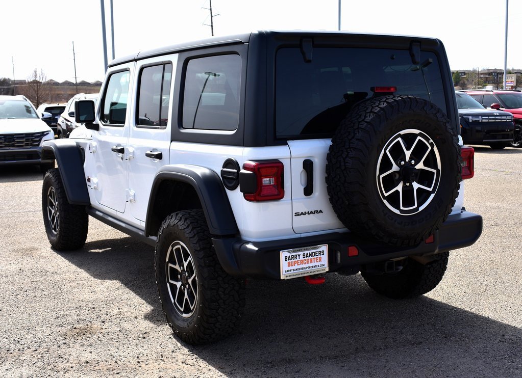 Used 2025 Jeep Wrangler Unlimited Rubicon image 4