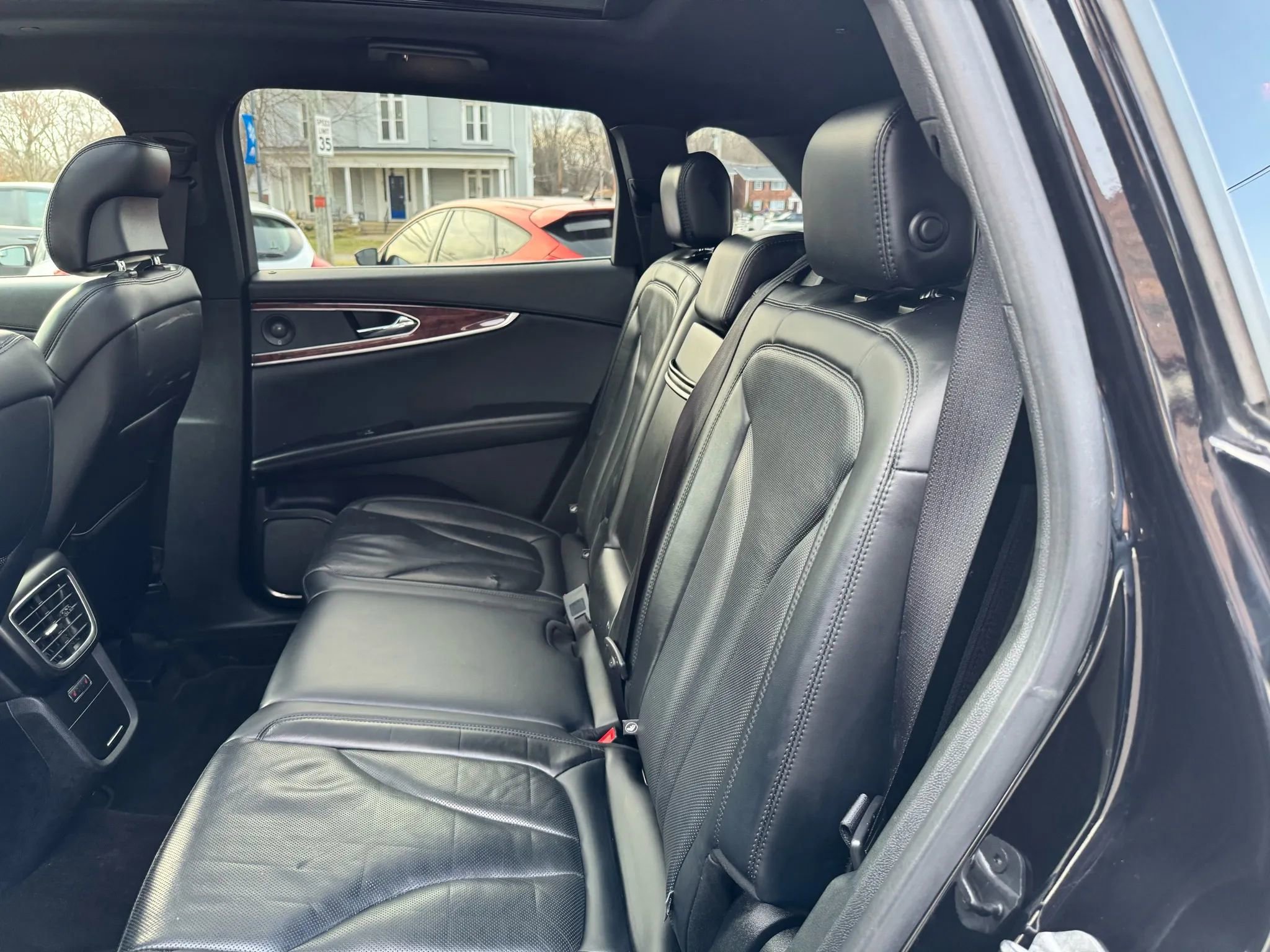 Used 2019 Lincoln Nautilus Reserve image 29