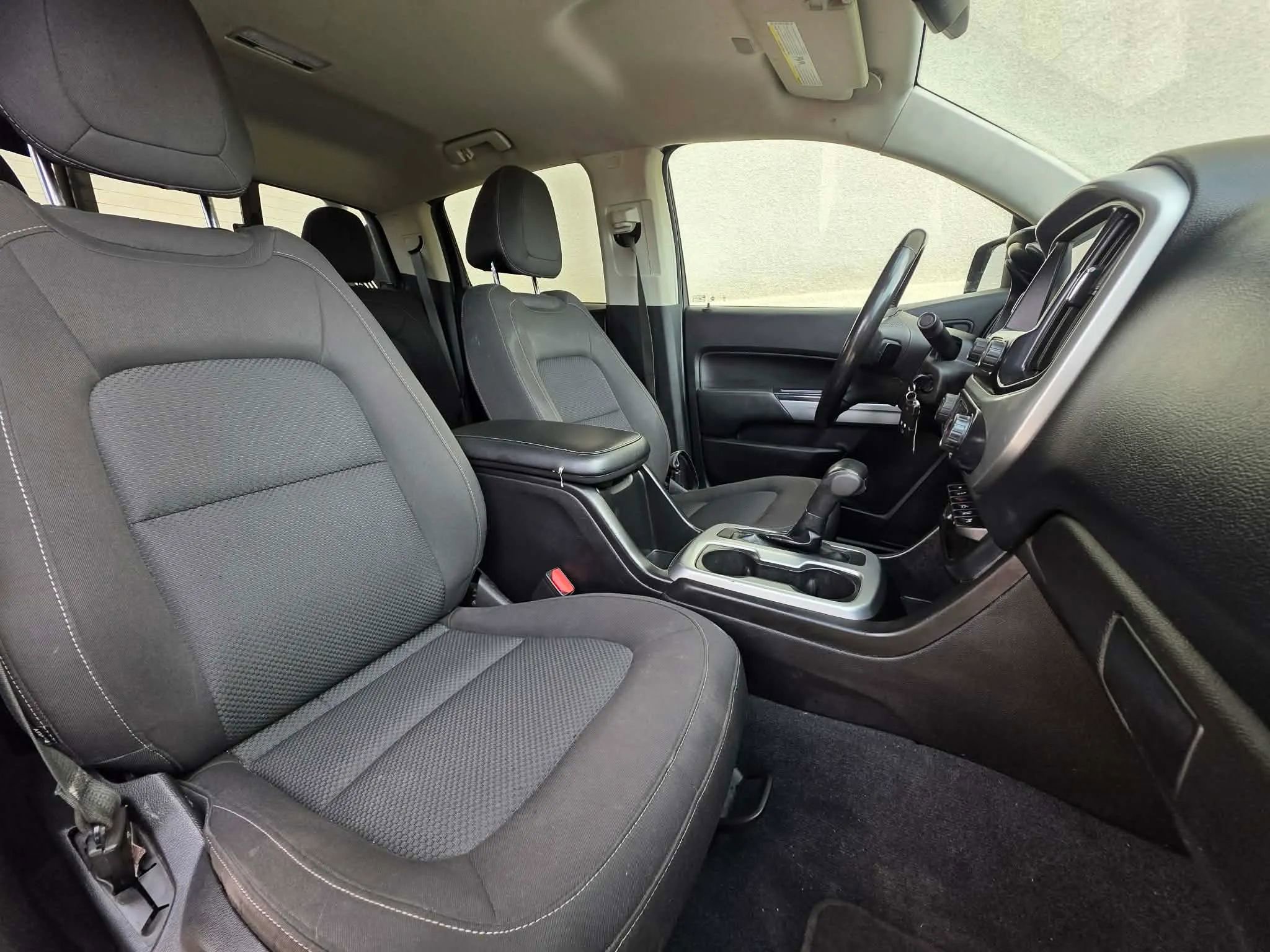 Used 2021 Chevrolet Colorado LT w/ Safety Package image 20