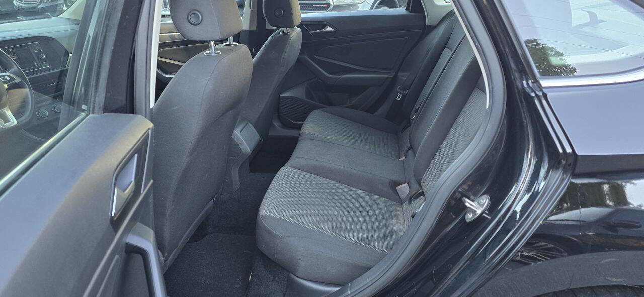 Used 2021 Volkswagen Jetta S w/ Driver Assistance Package image 14