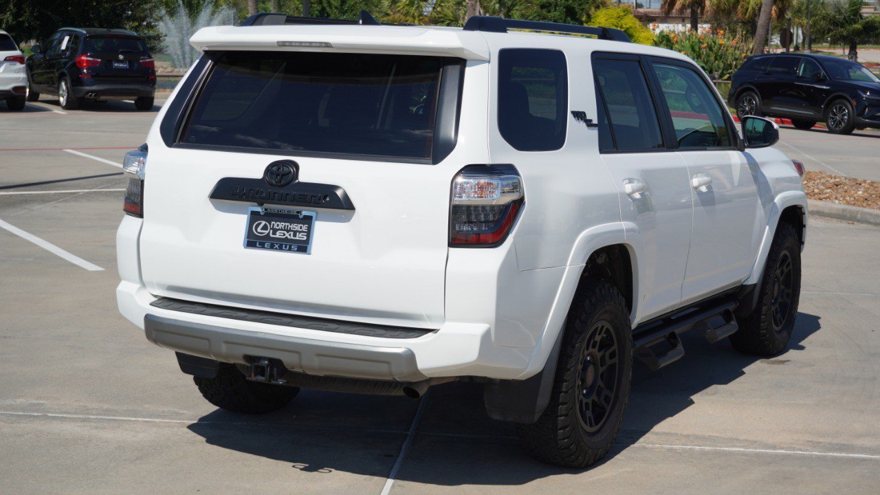 Used 2019 Toyota 4Runner TRD Off-Road AWD/4WD image 6