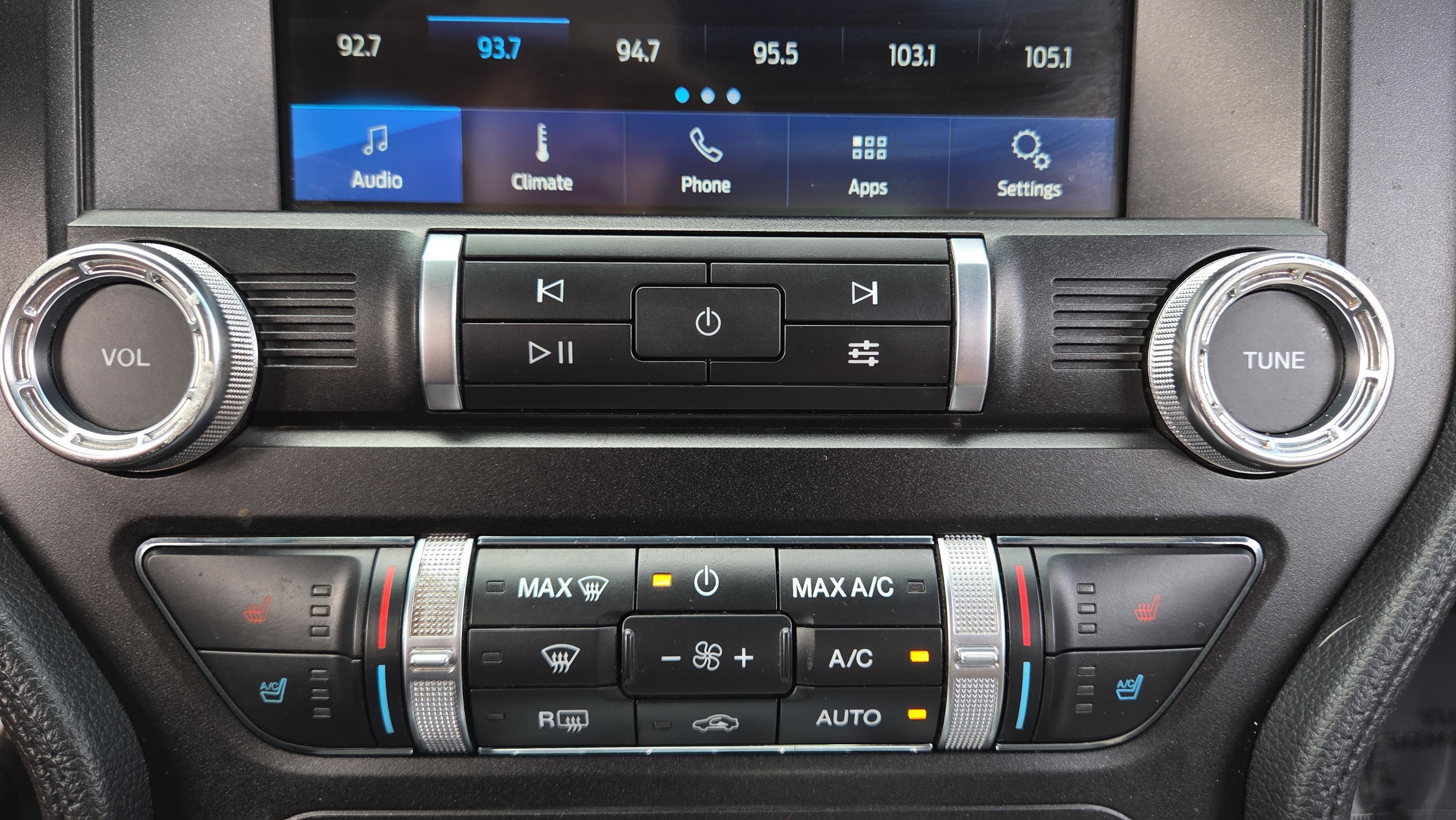 Used 2019 Ford Mustang Premium w/ Ford Safe & Smart Package RWD image 25