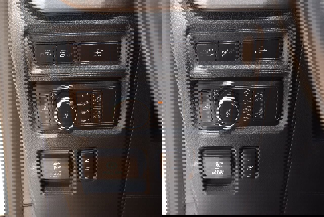 Used 2022 Ford F150 Raptor w/ Torsen Package image 31