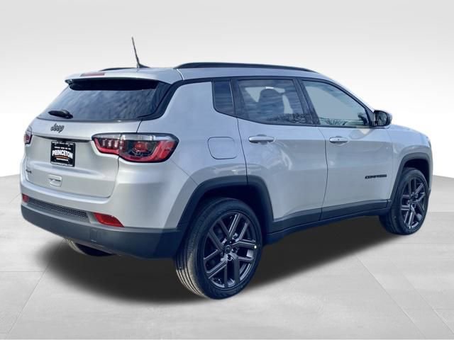 New 2026 Jeep Compass Latitude AWD/4WD image 7