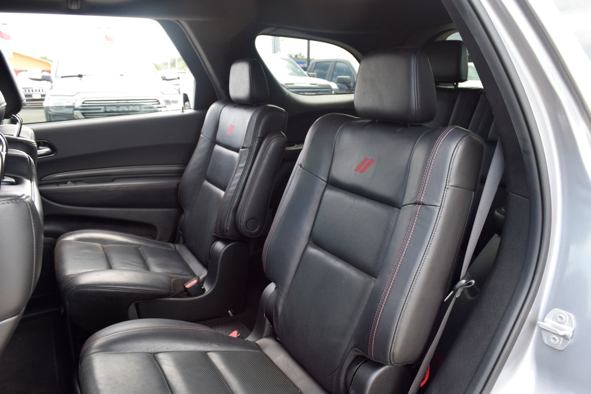 Used 2021 Dodge Durango R/T w/ Blacktop Package RWD image 17