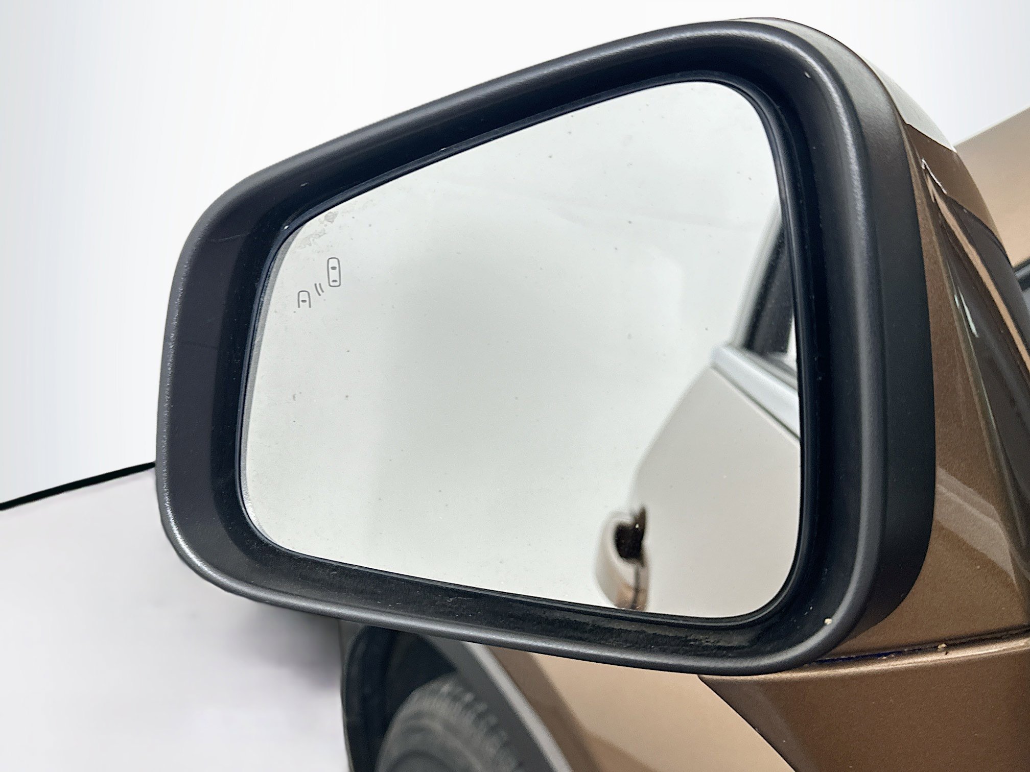 Used 2016 Buick Encore Sport Touring FWD image 16