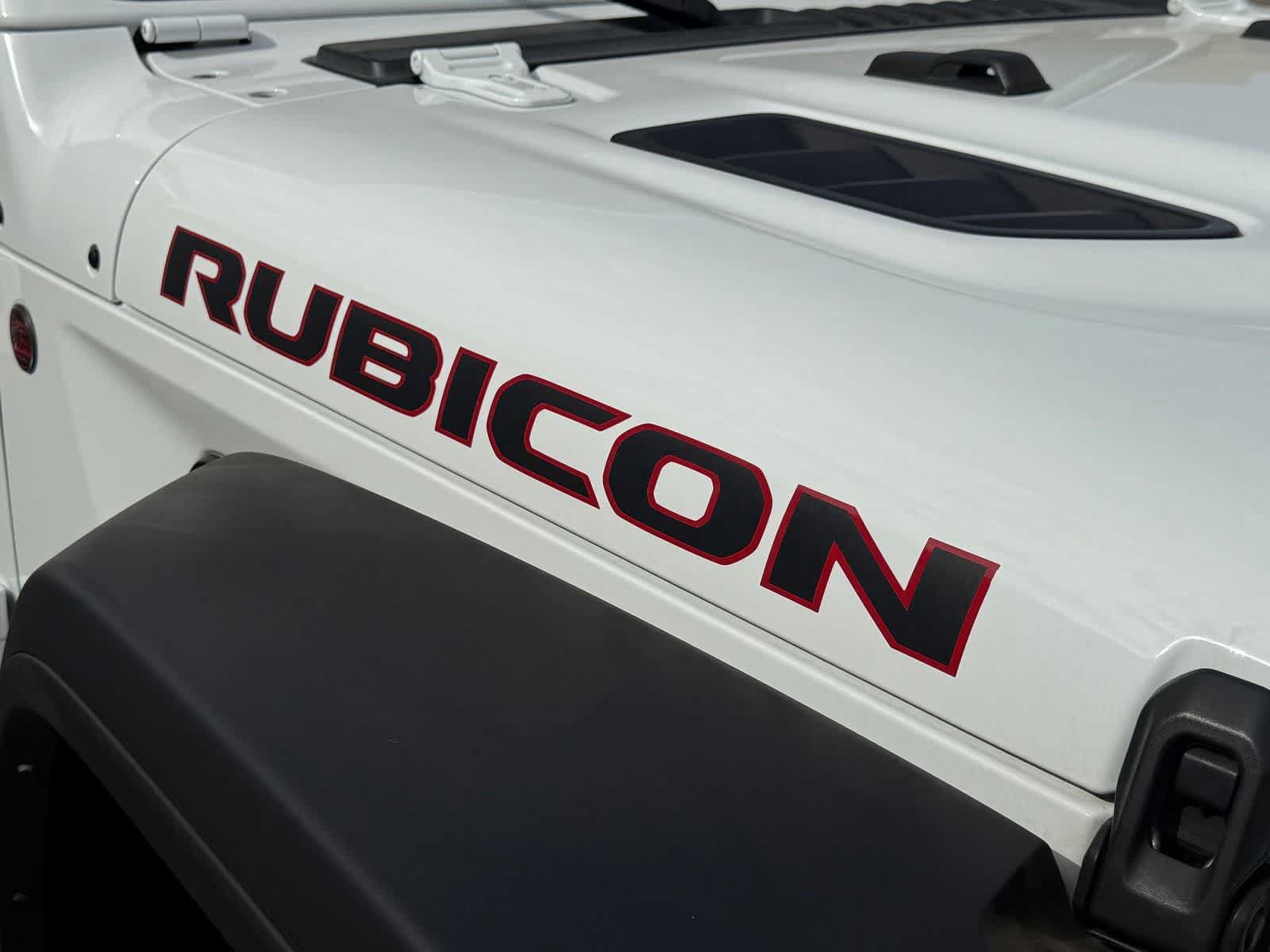 Used 2024 Jeep Wrangler Unlimited Rubicon AWD/4WD image 31