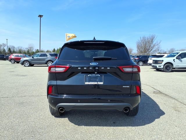 Certified 2024 Ford Escape ST-Line w/ Tech Pack #1 AWD/4WD image 7