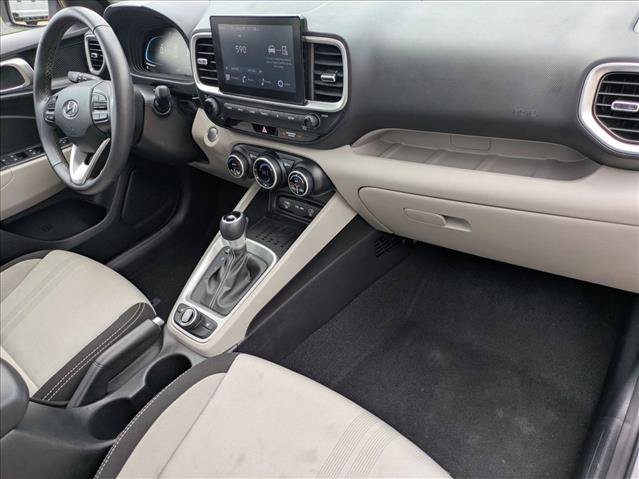 Used 2026 Hyundai Venue SEL FWD image 21