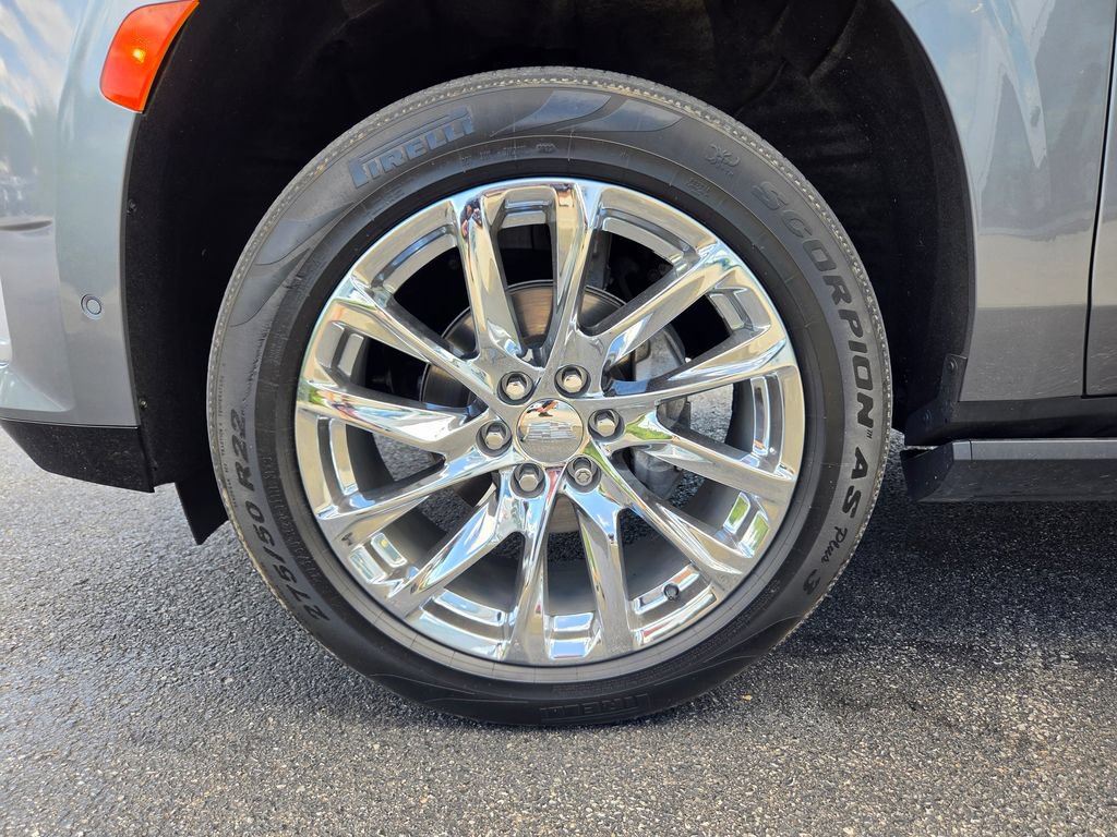Used 2022 Cadillac Escalade ESV Premium Luxury Platinum w/ LPO, Radiant Package AWD/4WD image 10