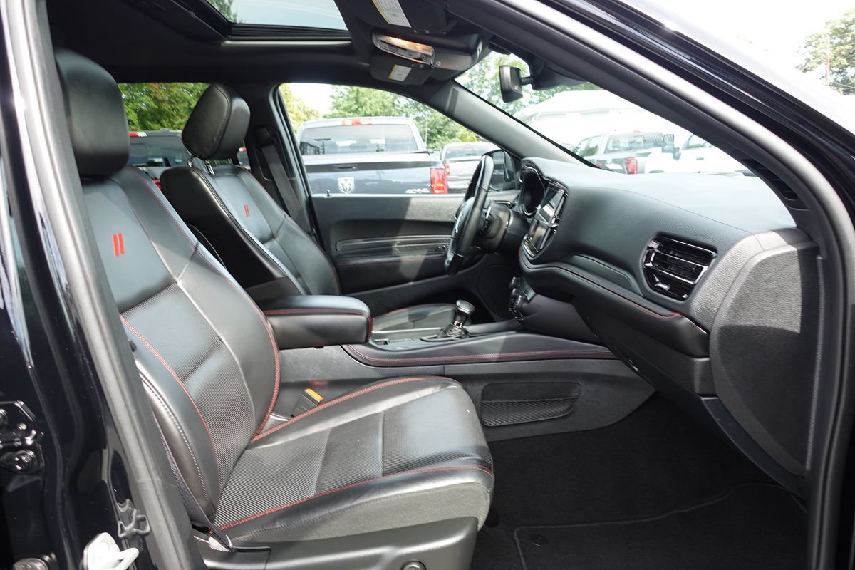 Used 2025 Dodge Durango R/T w/ Blacktop Package AWD/4WD image 29