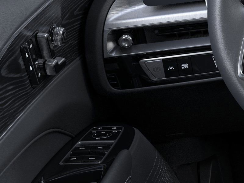 New 2025 Cadillac Lyriq Luxury AWD/4WD image 22